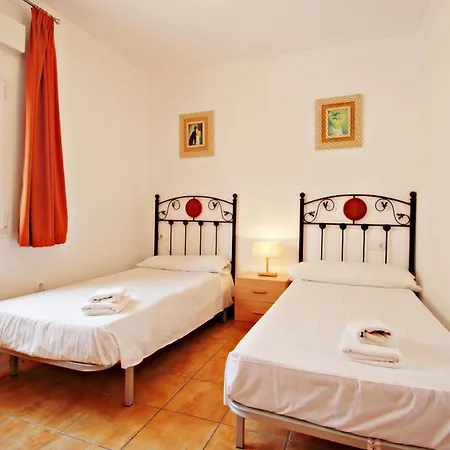 Canuta Mar 16 - Holiday With Private Swimming Pool In Caple Villa Calp